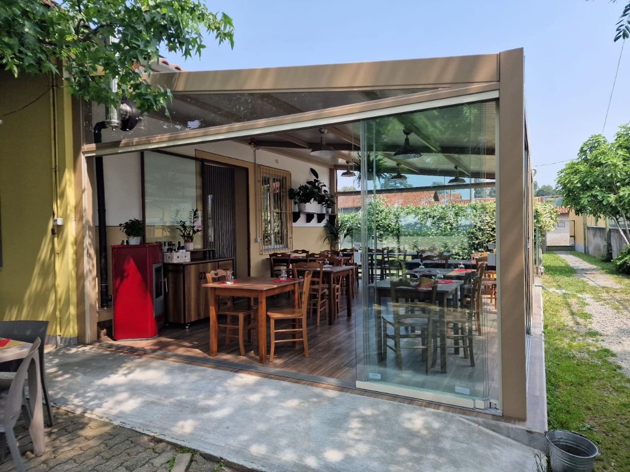 Il nuovo dehor's de Il filo di canapa