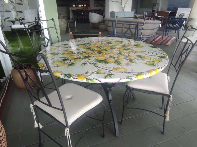 Domiziani Gruppo pranzo pietra lavica