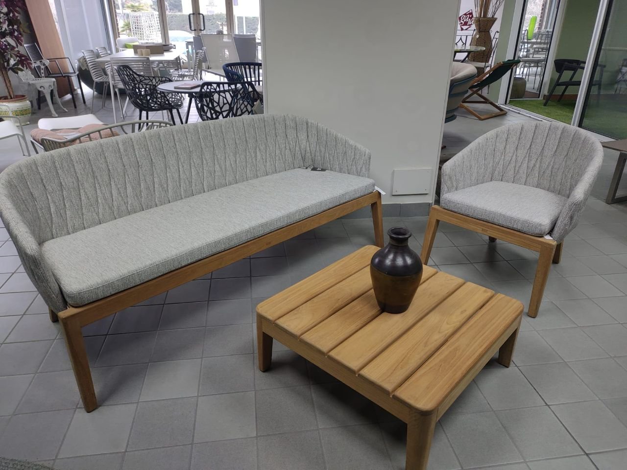 Salottino Calypso - v1